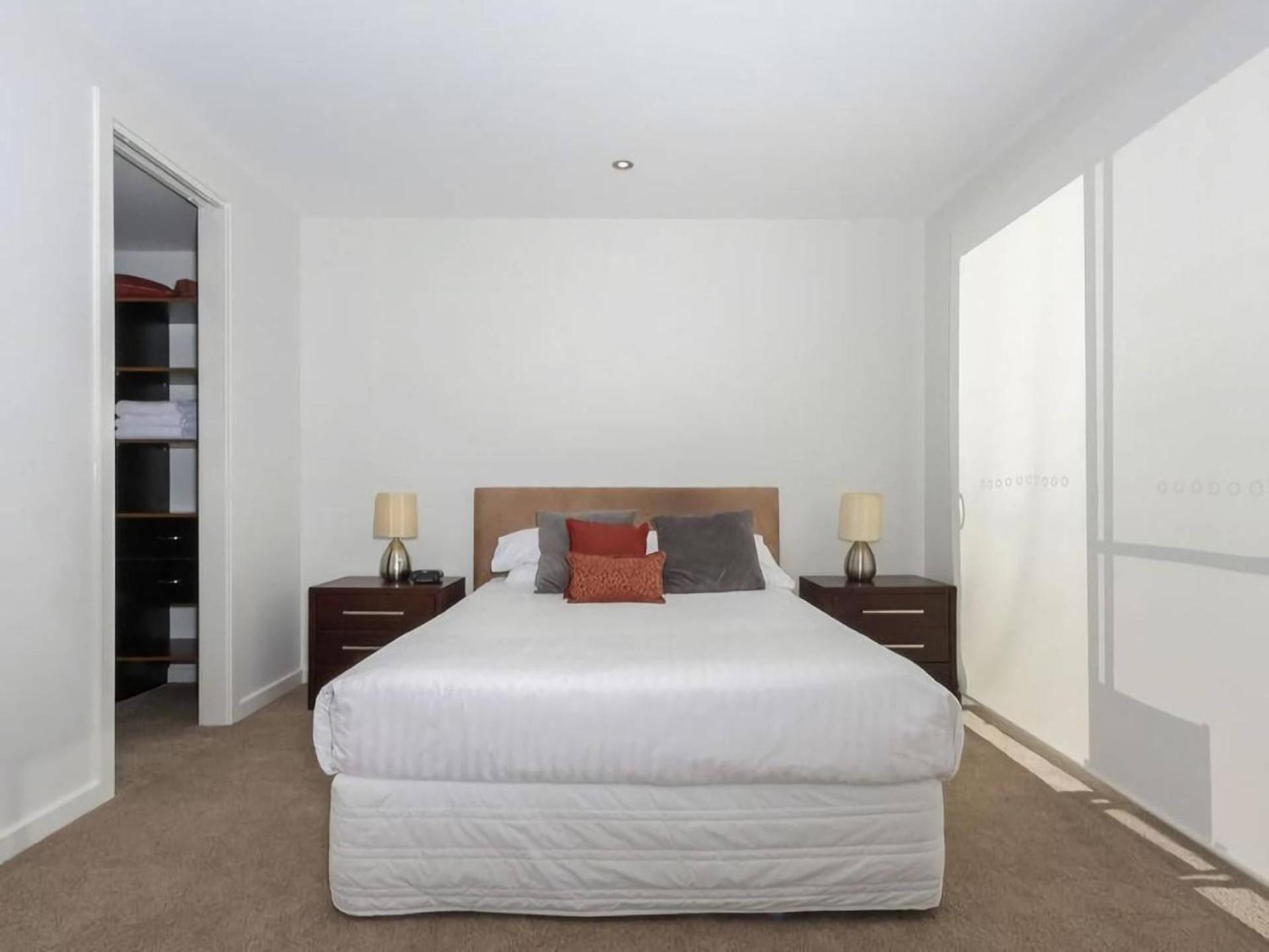 קנברה Trieste - Kingston Apartment מראה חיצוני תמונה
